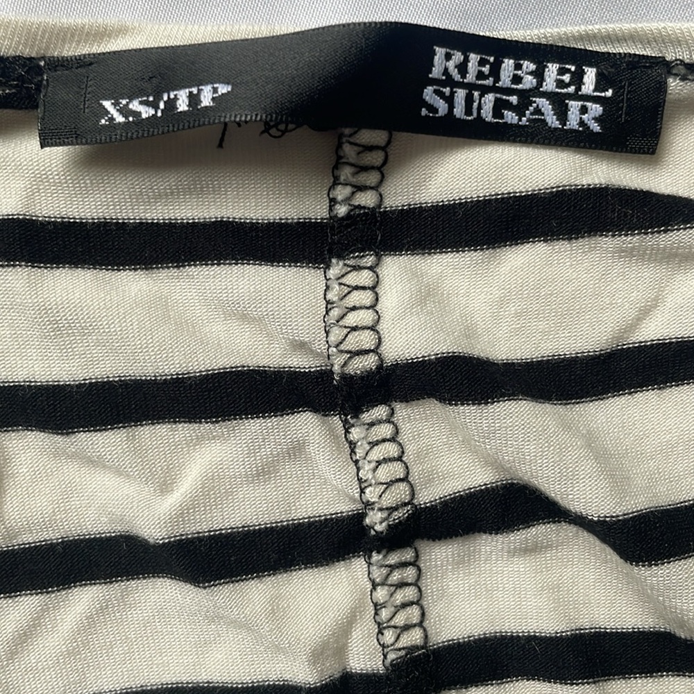 Summer White & Black Striped Dress - Picture 14 of 15